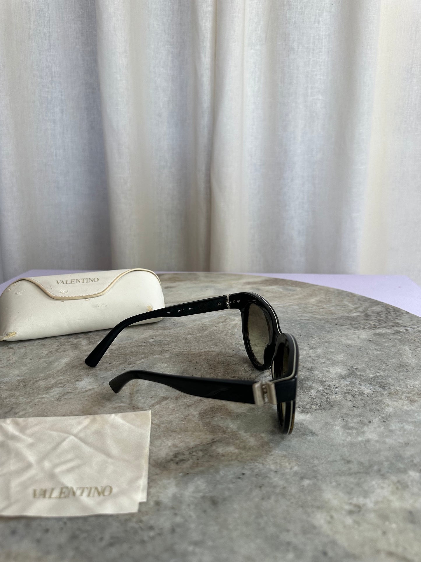 Zonnebril Valentino studs