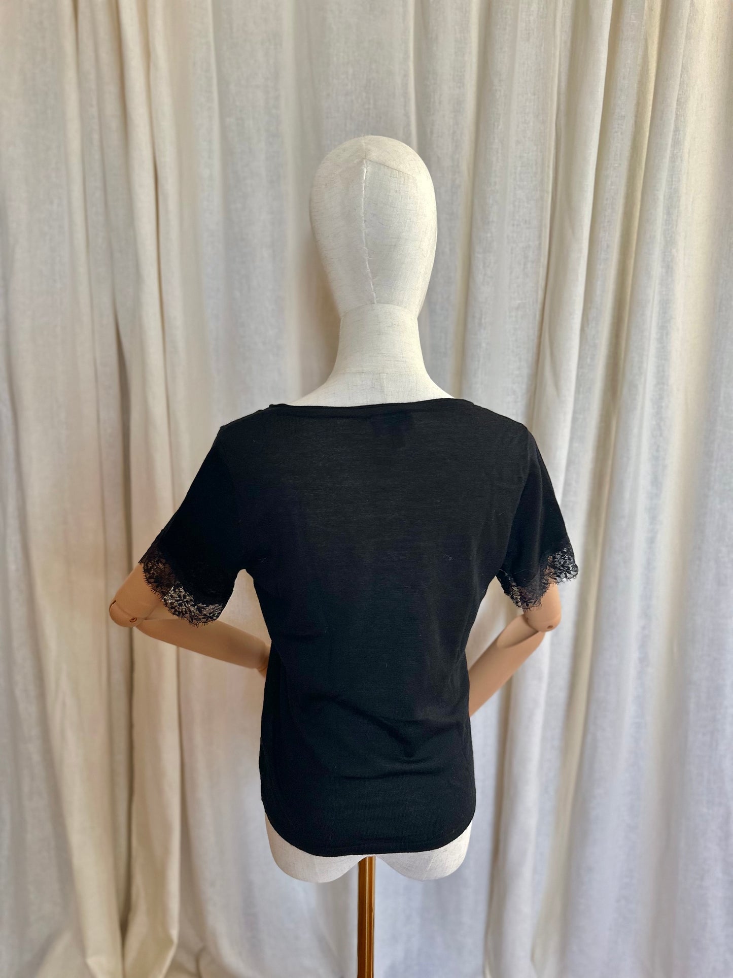 Top Armani zwart - Maat 44