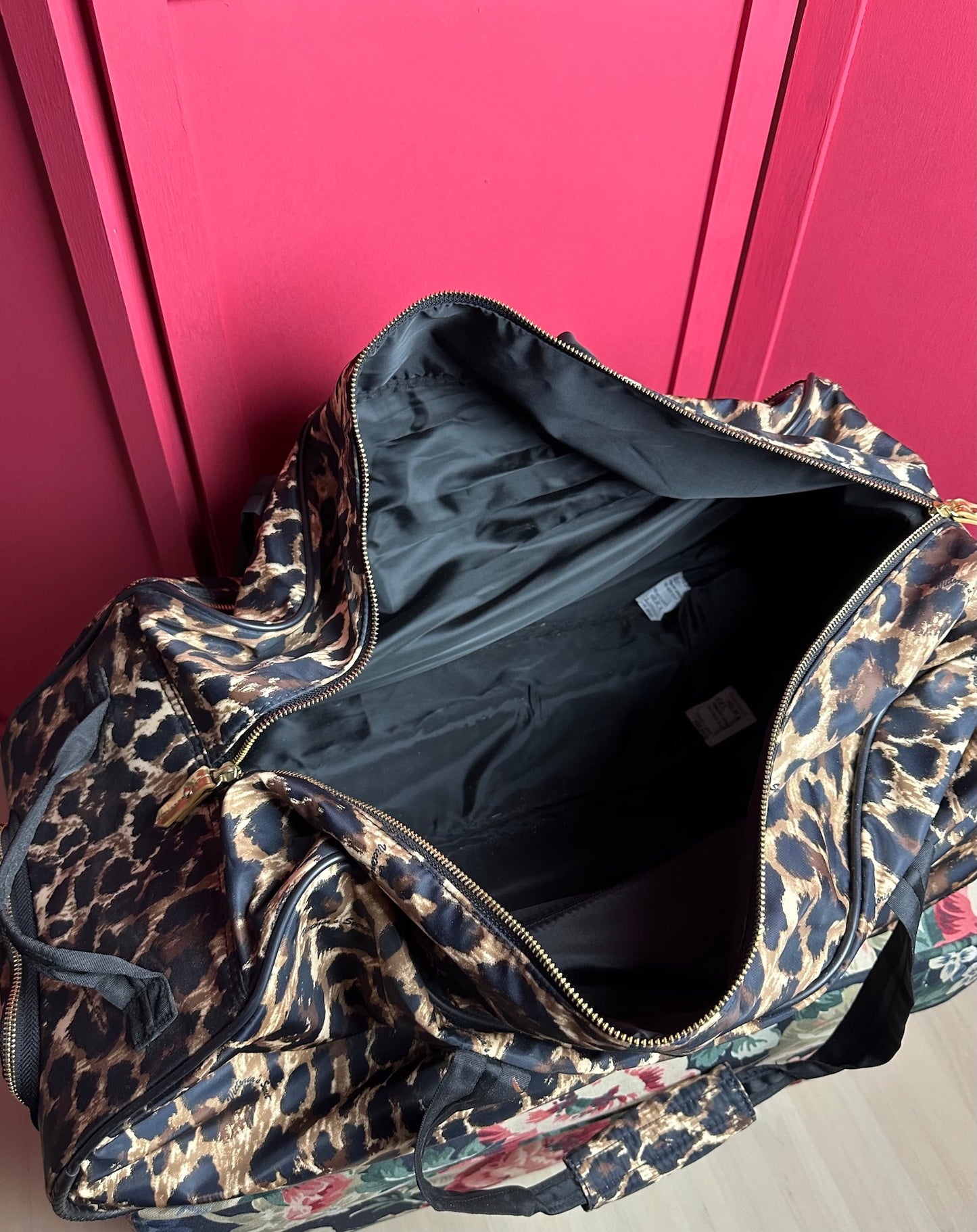 Reitas/koffer Victoria Secret panterprint