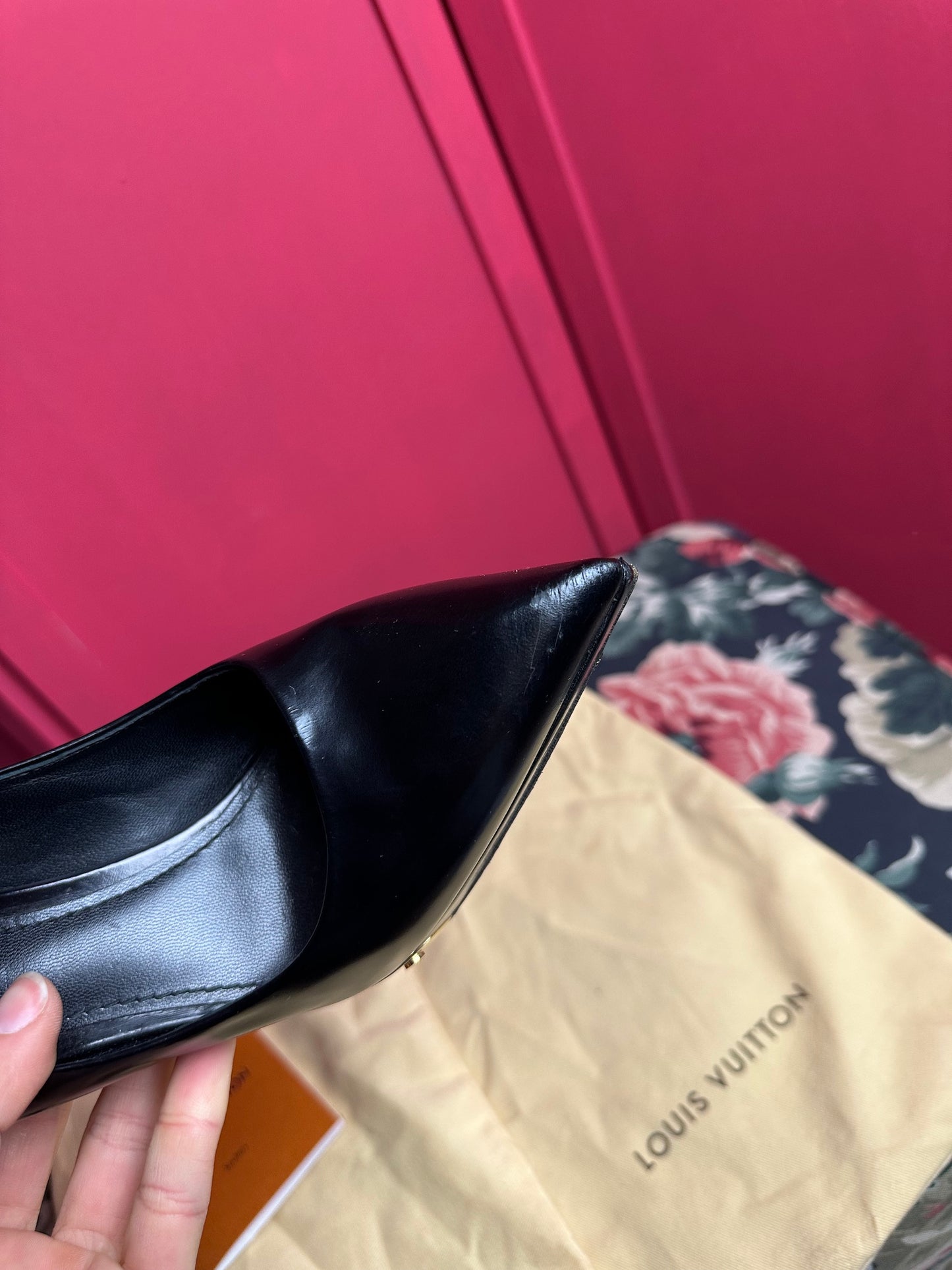 Pumps Louis Vuitton zwart&goud - Maat 38