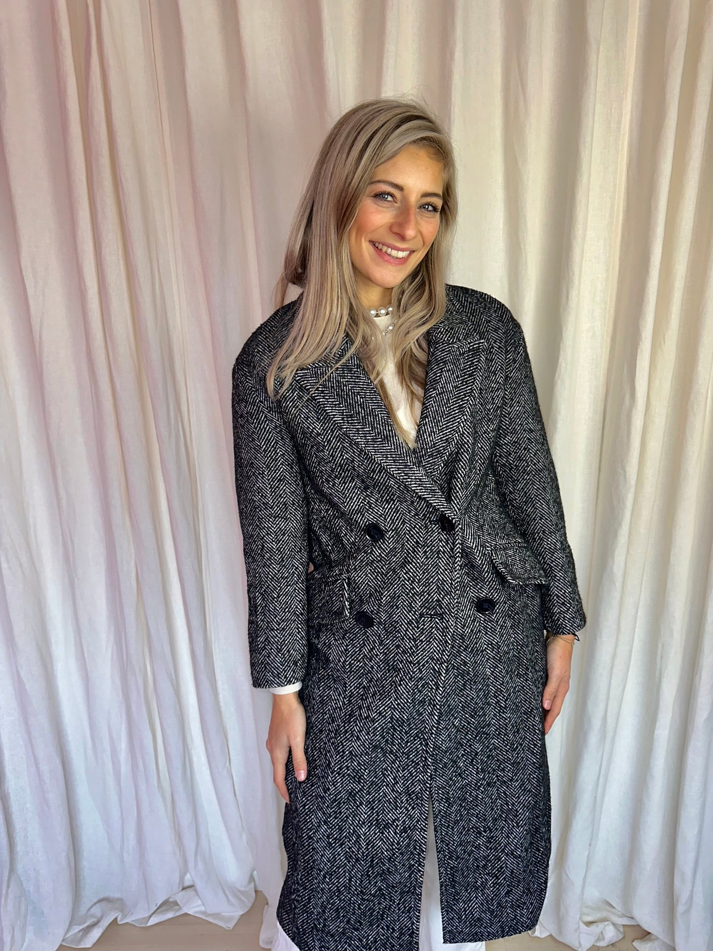 Jas Bershka trenchcoat zwart,wit maat XS