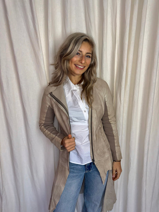 Jas Cigno Nero lang leer beige maat 34