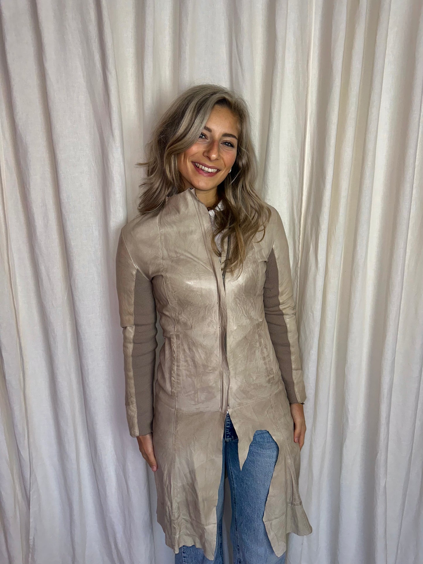 Jas Cigno Nero lang leer beige maat 34