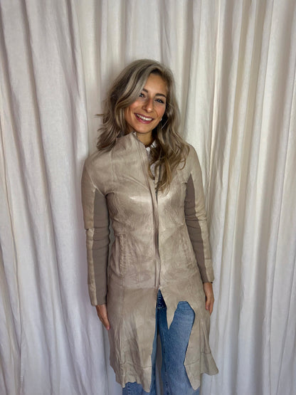 Jas Cigno Nero lang leer beige maat 34