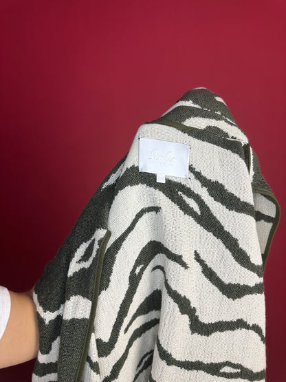 Jas Lala Berlin zebraprint legergroen - Maat M/L