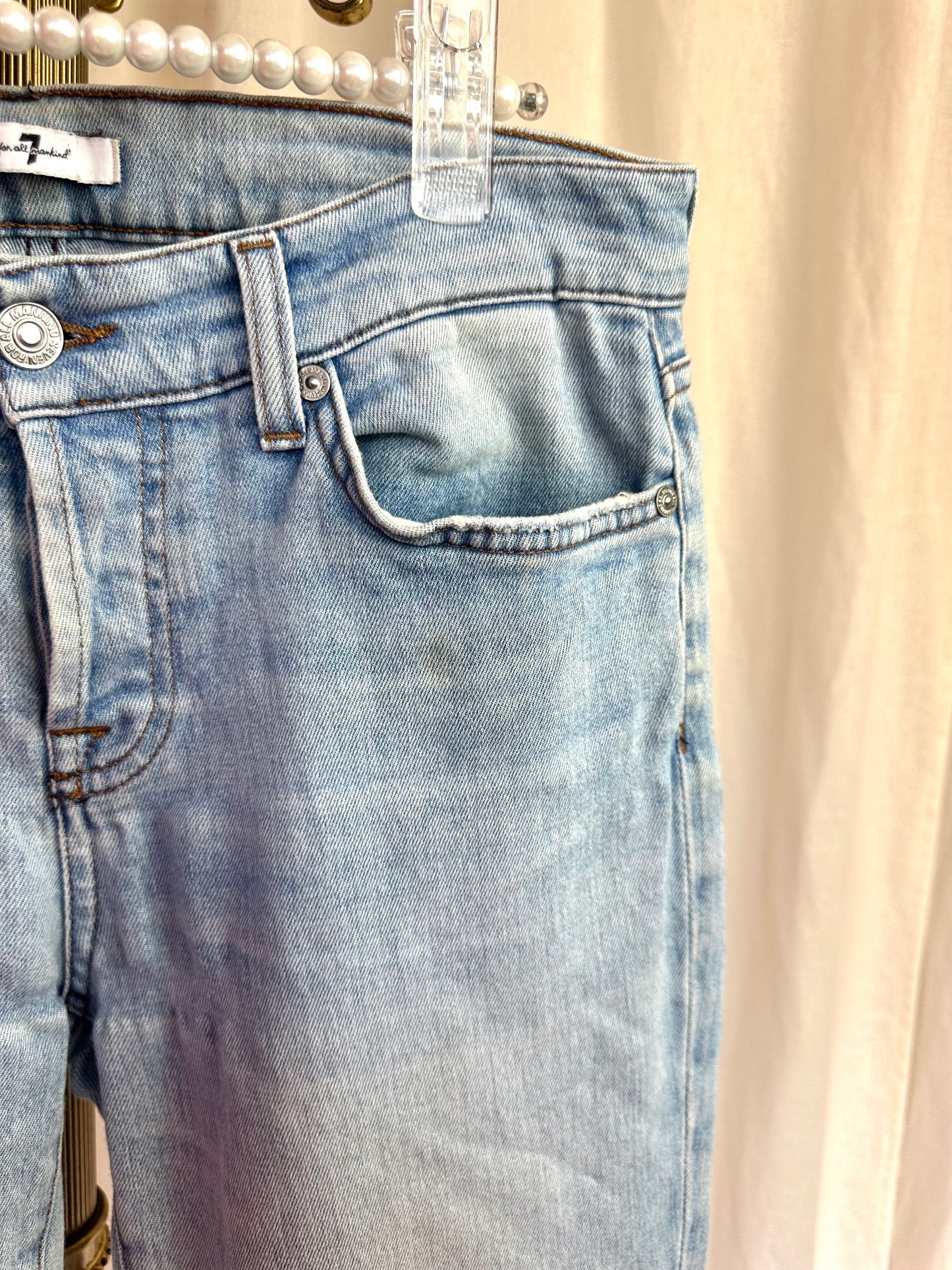 Jeans 7ForAllMankind lichtblauw damaged maat 25