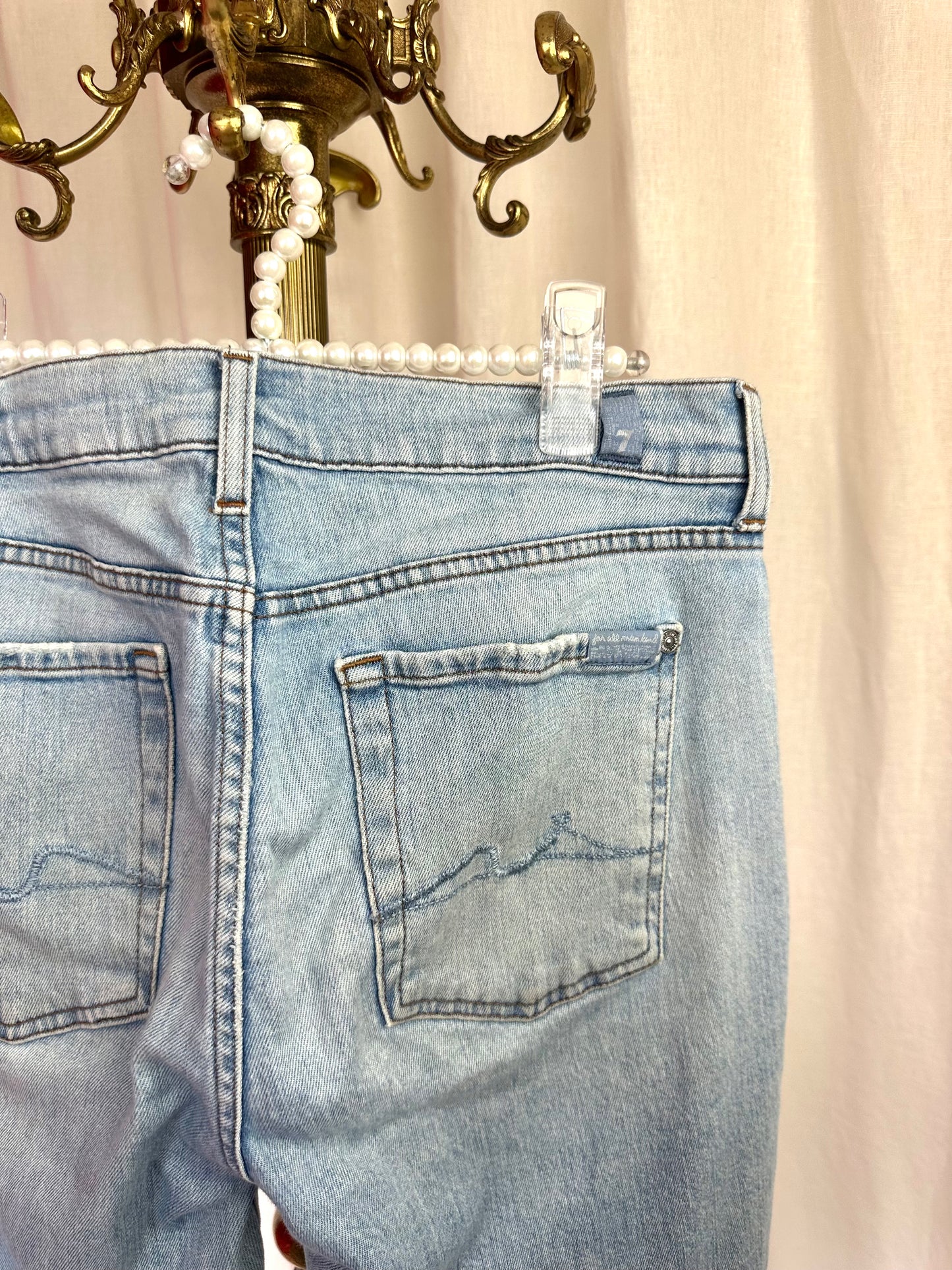 Jeans 7ForAllMankind lichtblauw damaged maat 25