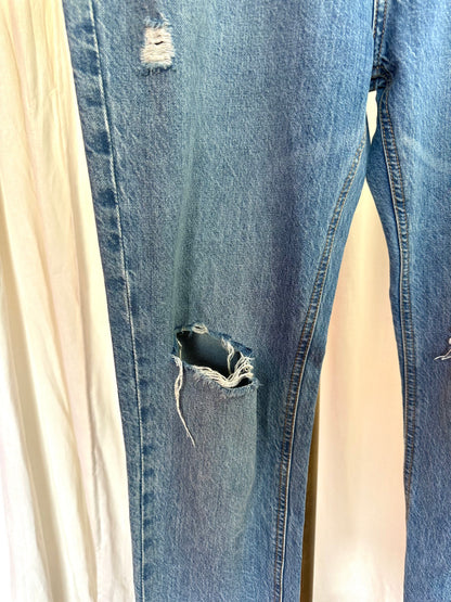 Jeans Bershka blauw damaged maat 38