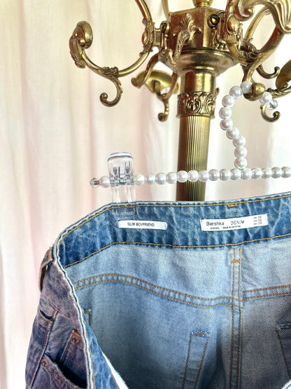 Jeans Bershka blauw damaged maat 38