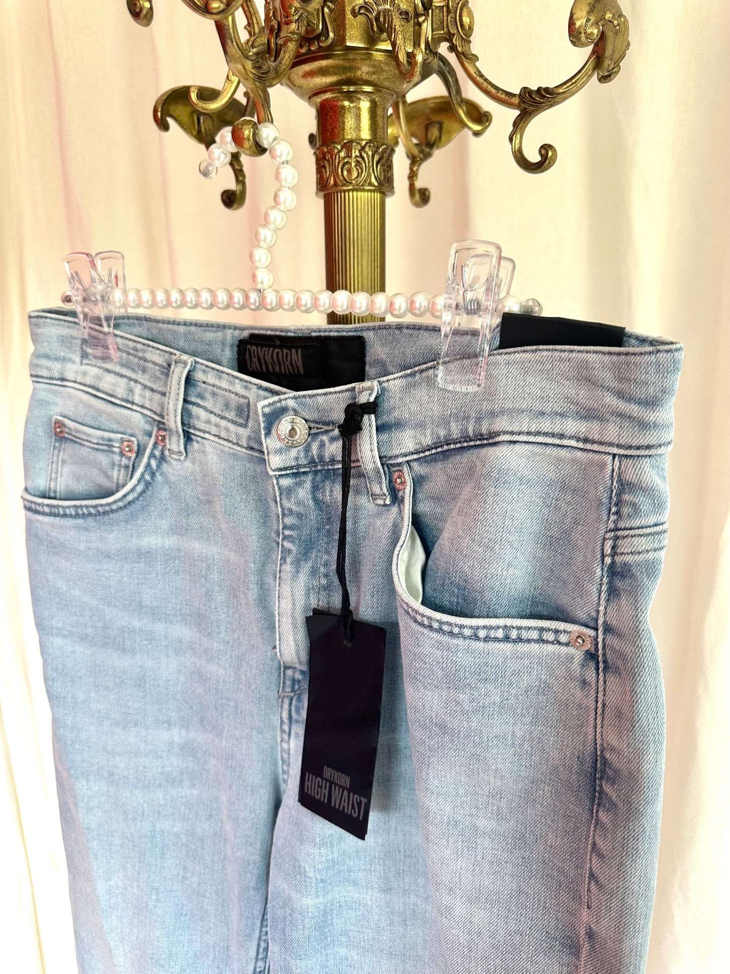 Jeans Drykorn flair lichtblauw maat 30 lengte 34
