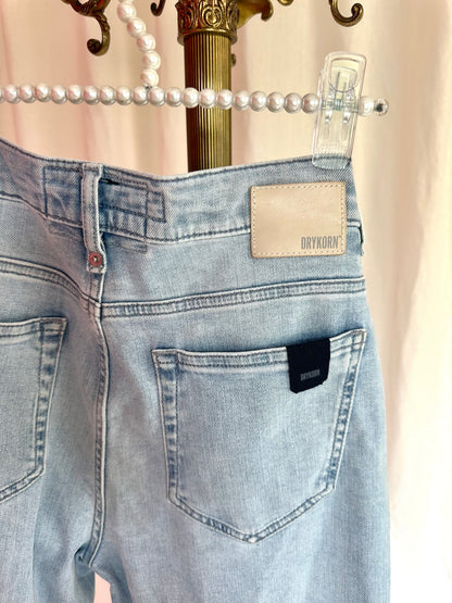 Jeans Drykorn flair lichtblauw maat 30 lengte 34