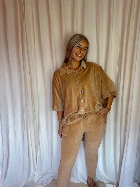 Joggingsset (Broek+Blouse) fluweellook camel onesize