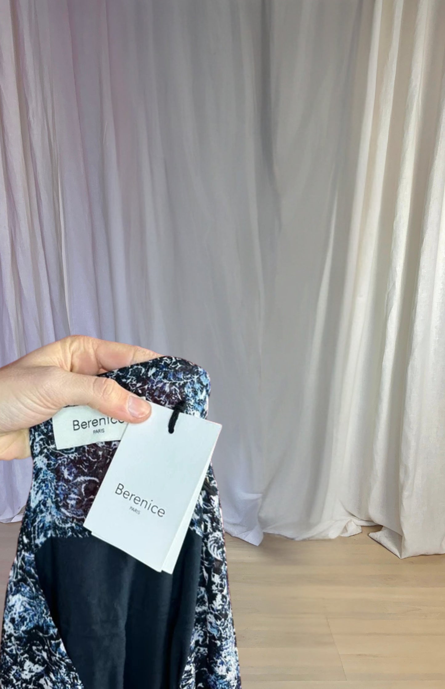 Jurk Berenice print zwart lichtblauw maat L