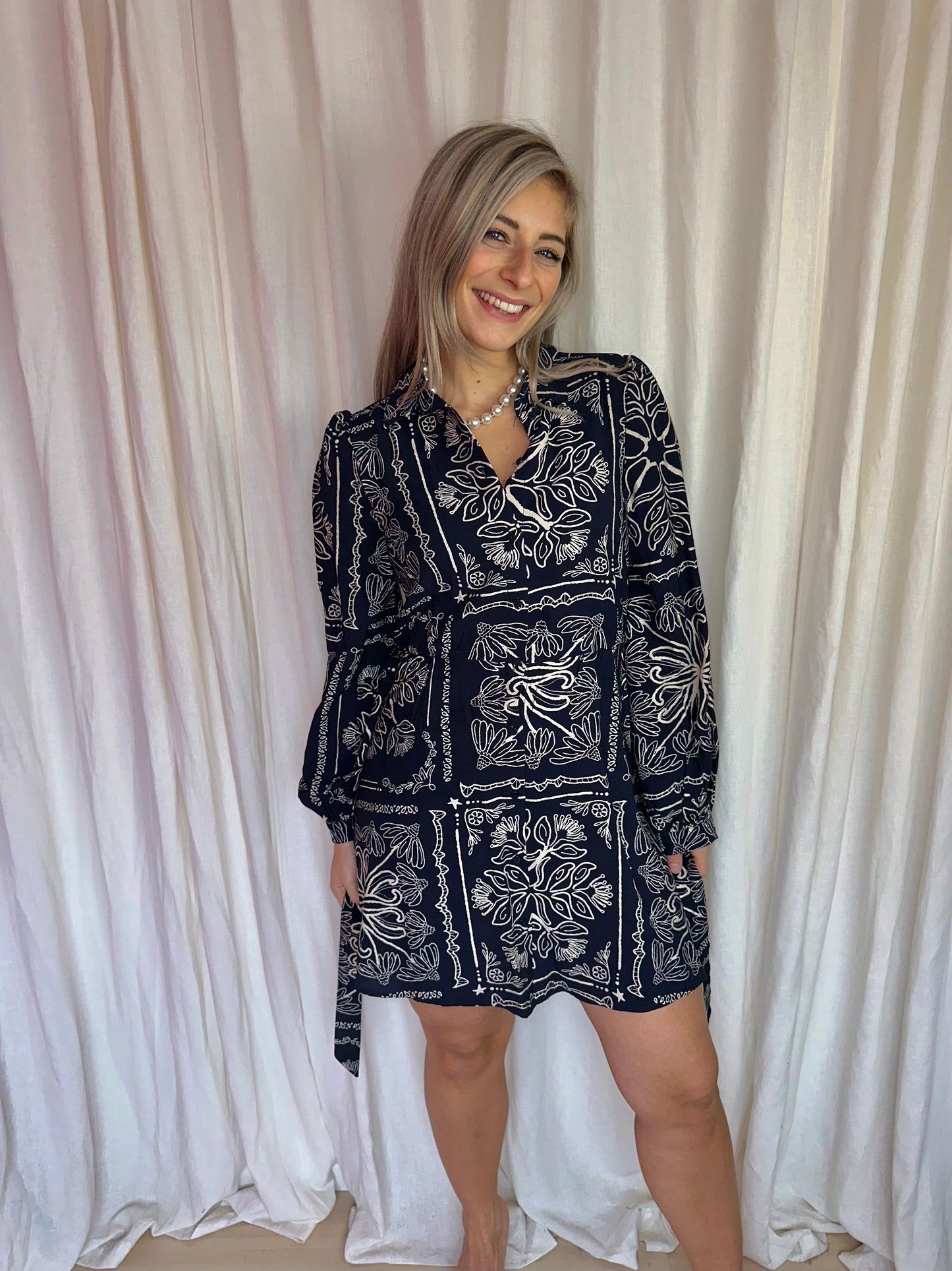 Jurk Cotton Club print donkerblauw,crème maat XS