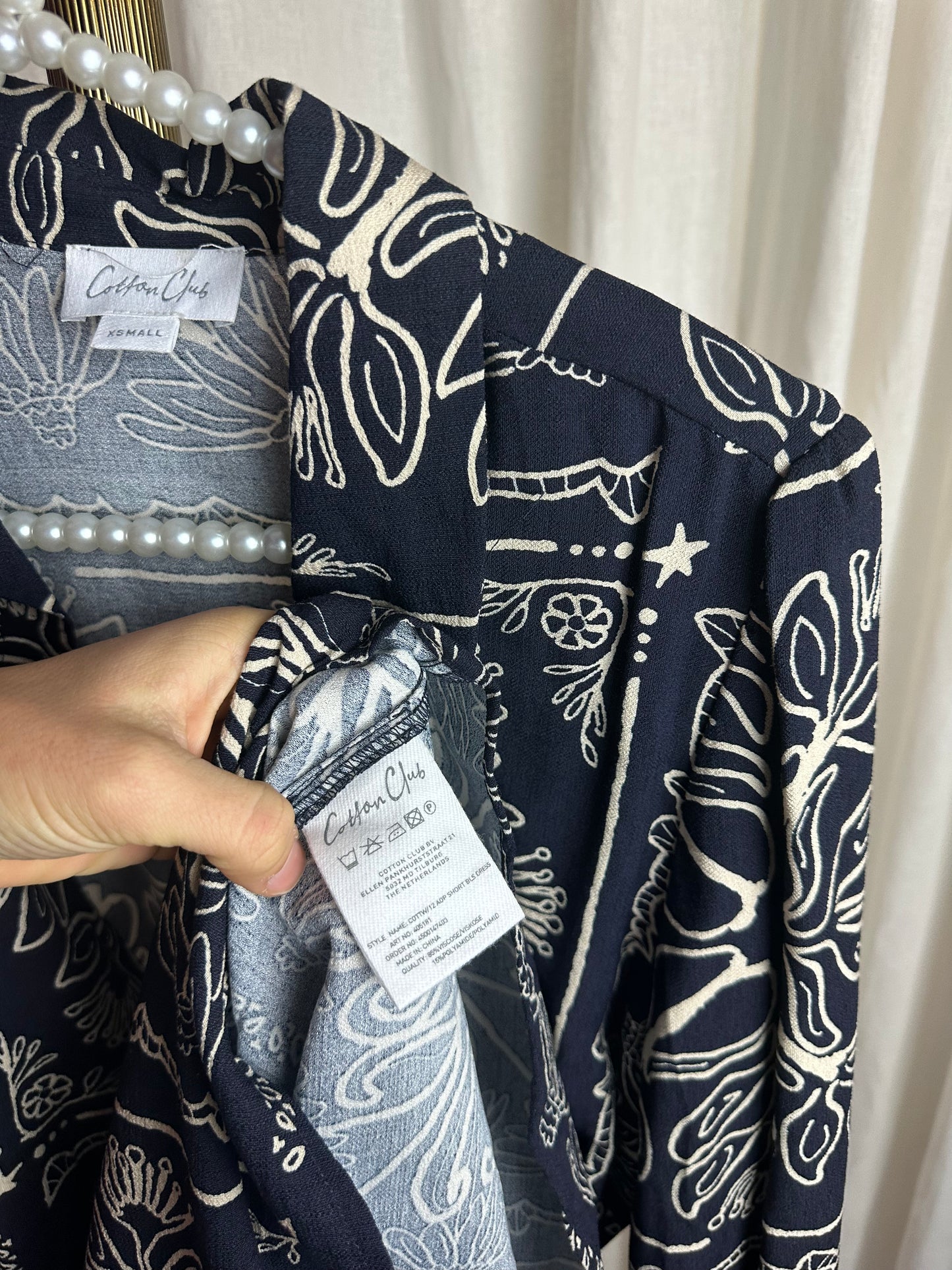 Jurk Cotton Club print donkerblauw,crème maat XS
