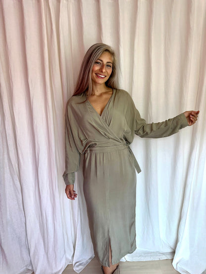 Jurk Humanoid khaki maat S