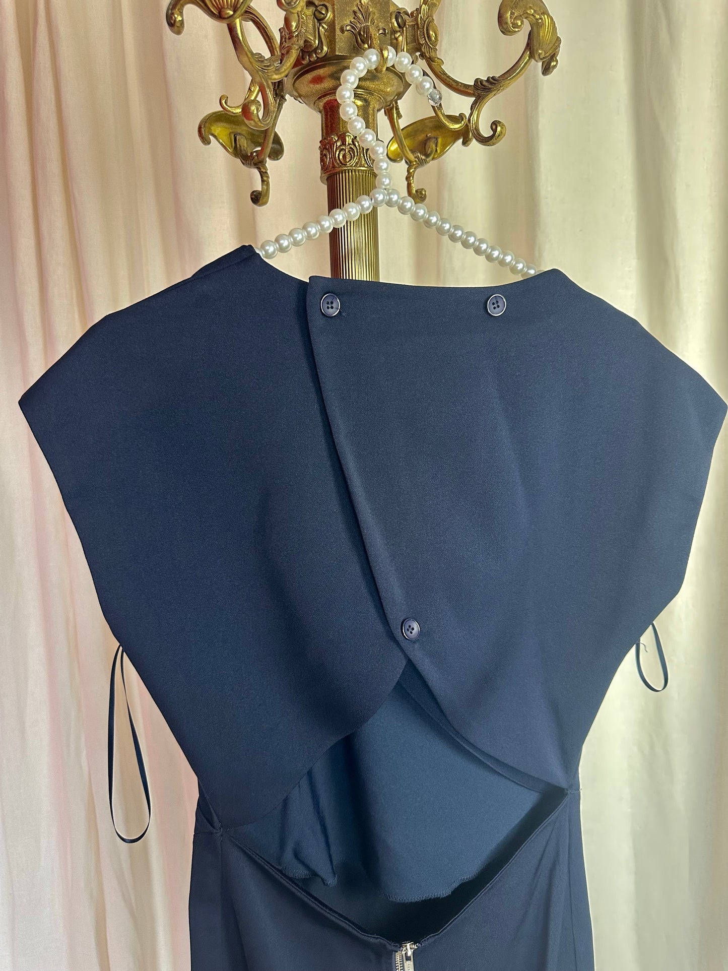 Jurk Nikkie open rug donkerblauw maat 36