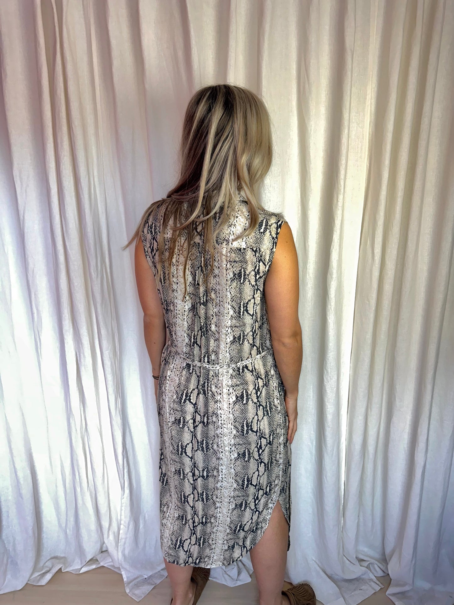 Jurk Set mouwloos slangenprint - Maat 38