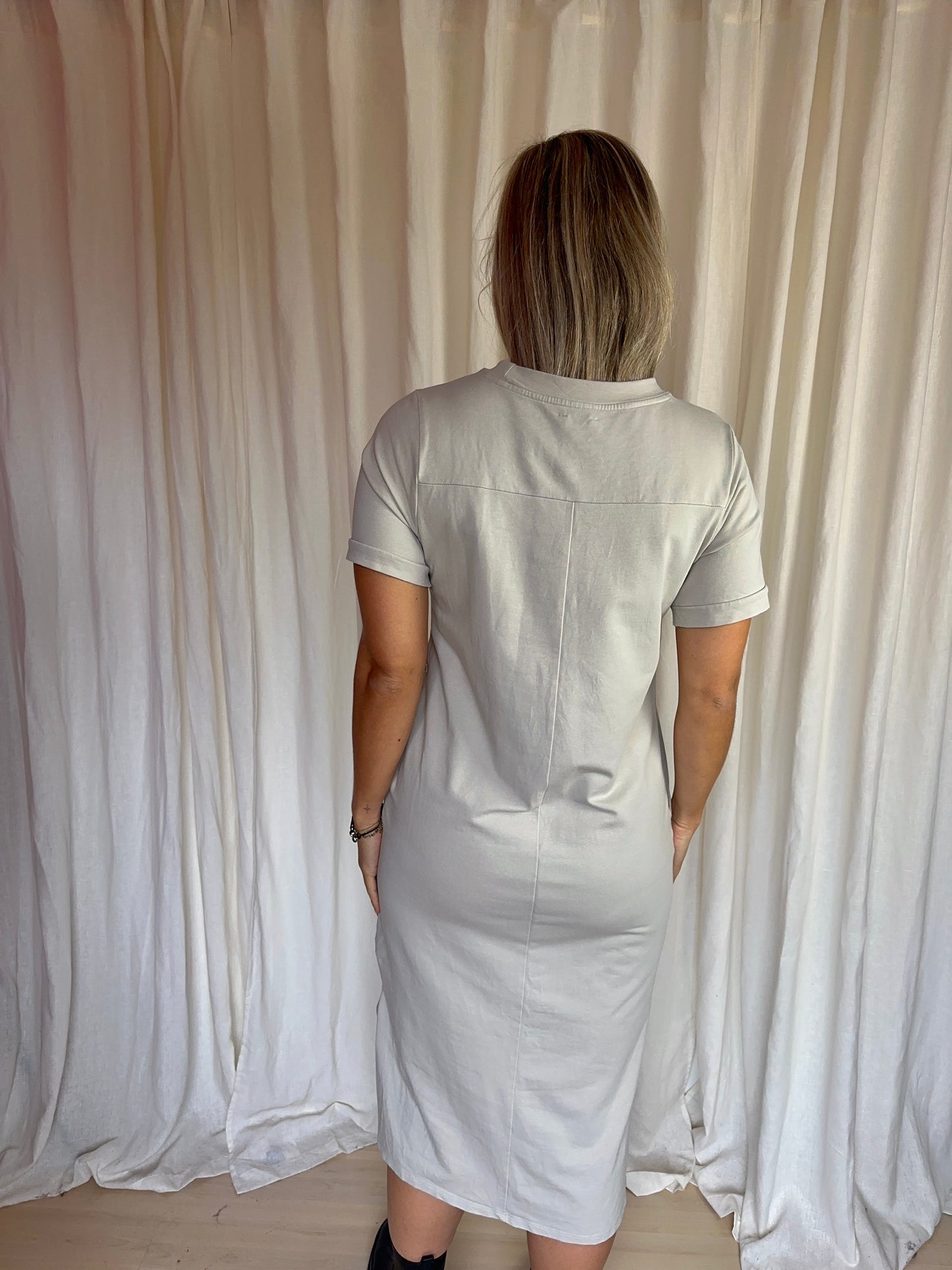 Jurk ZUSSS maxi beige maat S