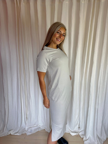 Jurk ZUSSS maxi beige maat S