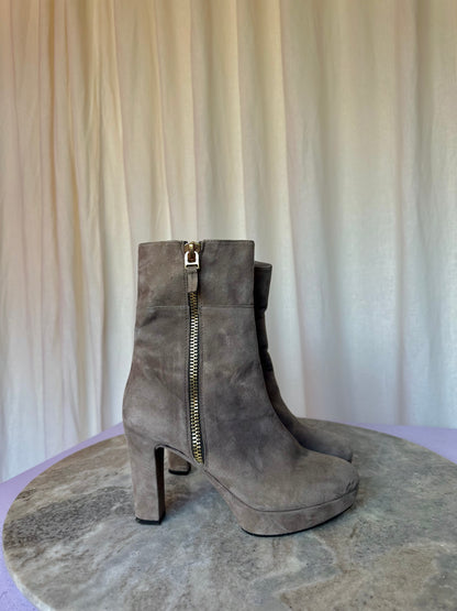 Laarzen Unisa suede hak taupe maat 37