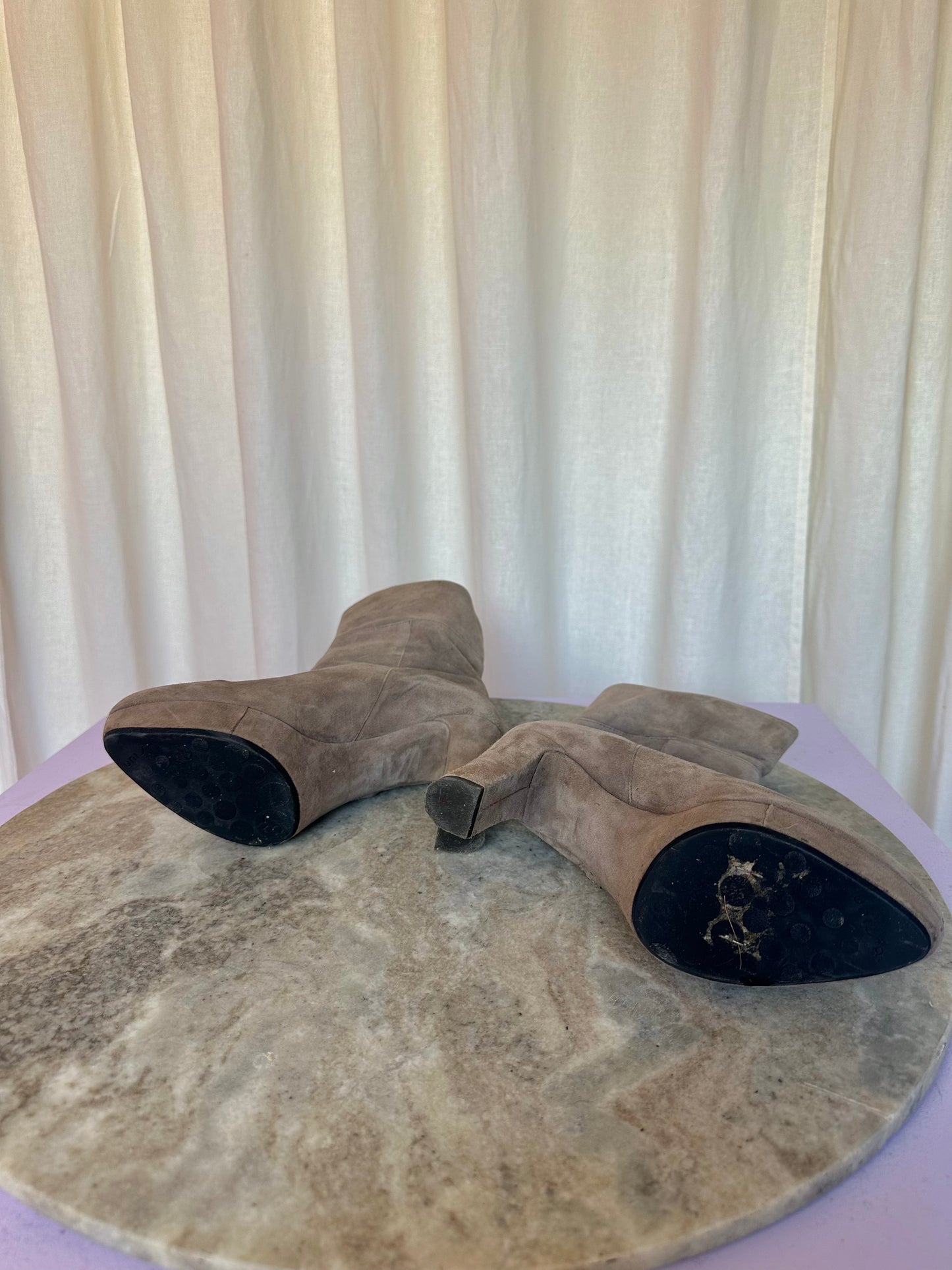 Laarzen Unisa suede hak taupe maat 37