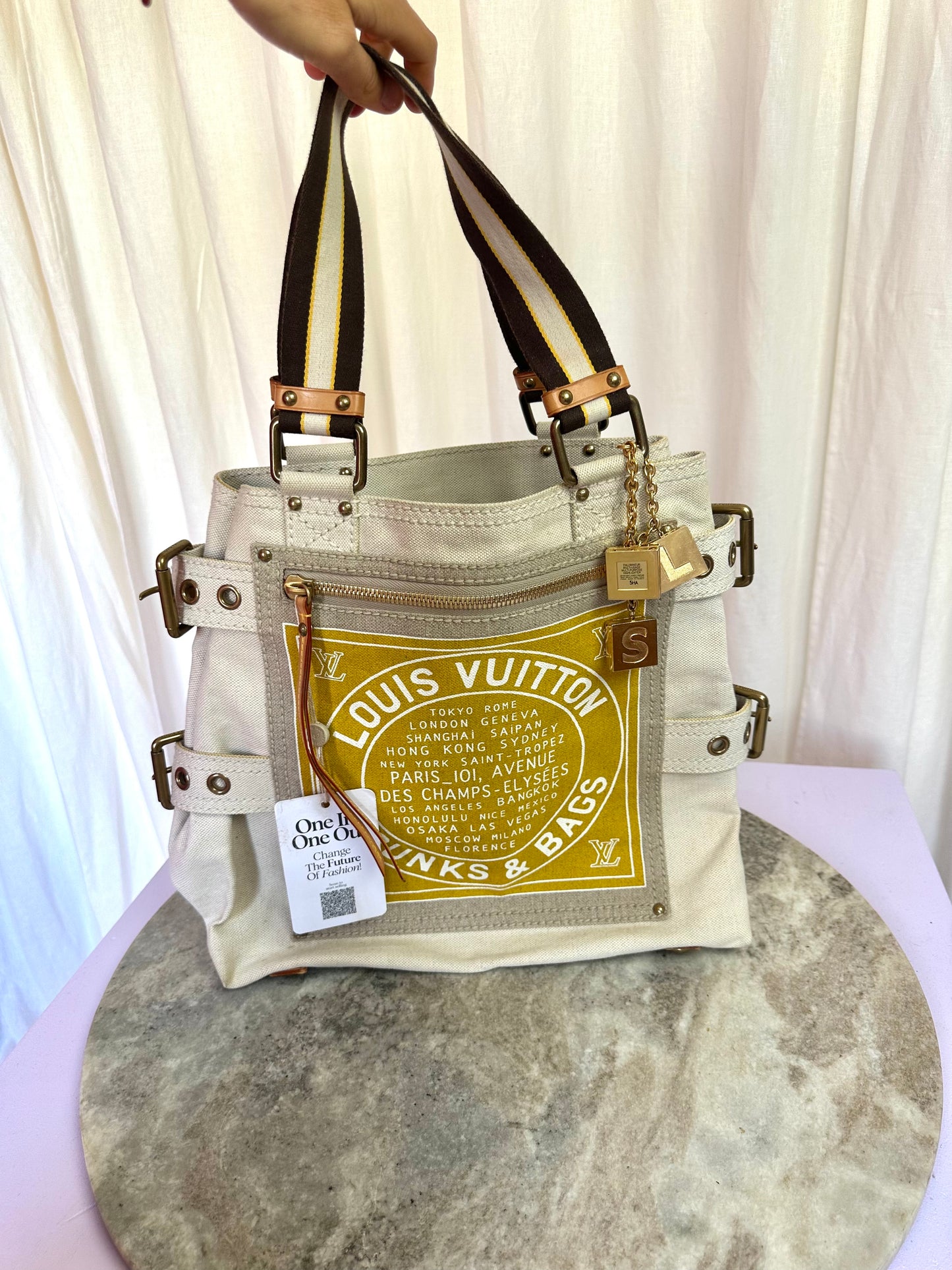 Louis Vuitton Globe shopper bag tote beige