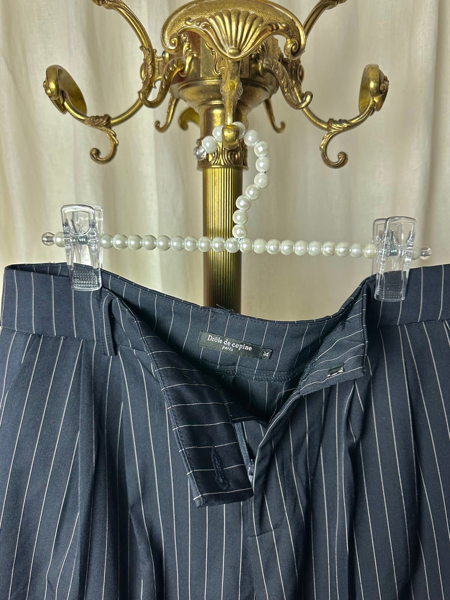 Pantalon Drôle de copine pinstripe donkerblauw maat M