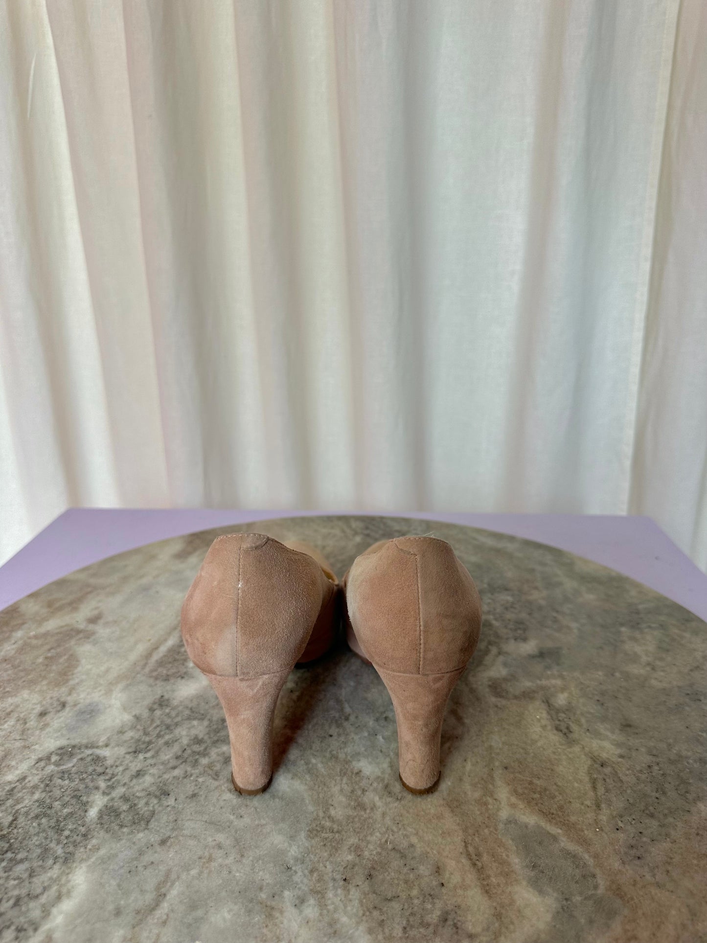 Pumps Unisa hakken suede beige maat 36