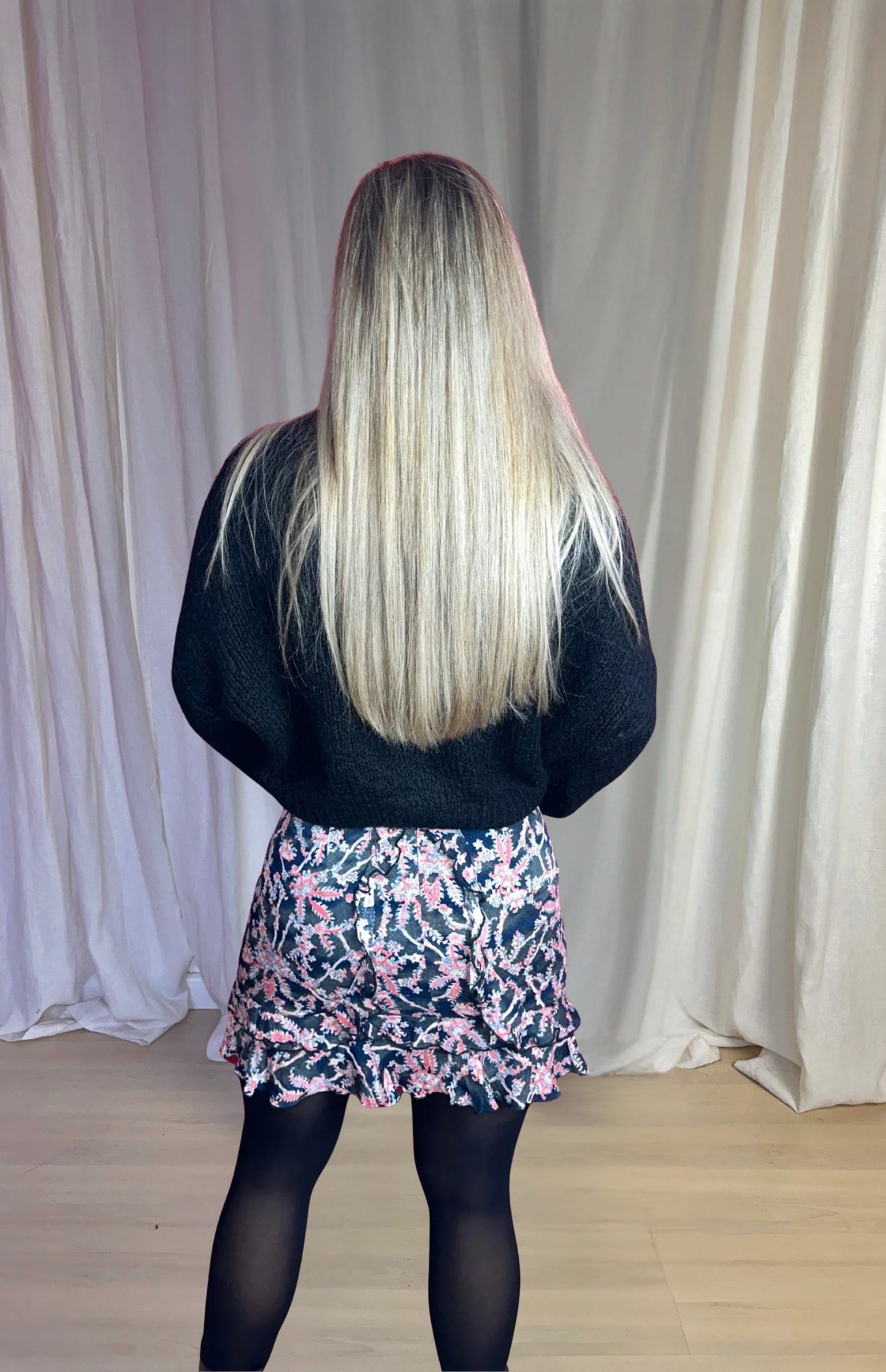 Rok Berenice print zwart, rood maat M