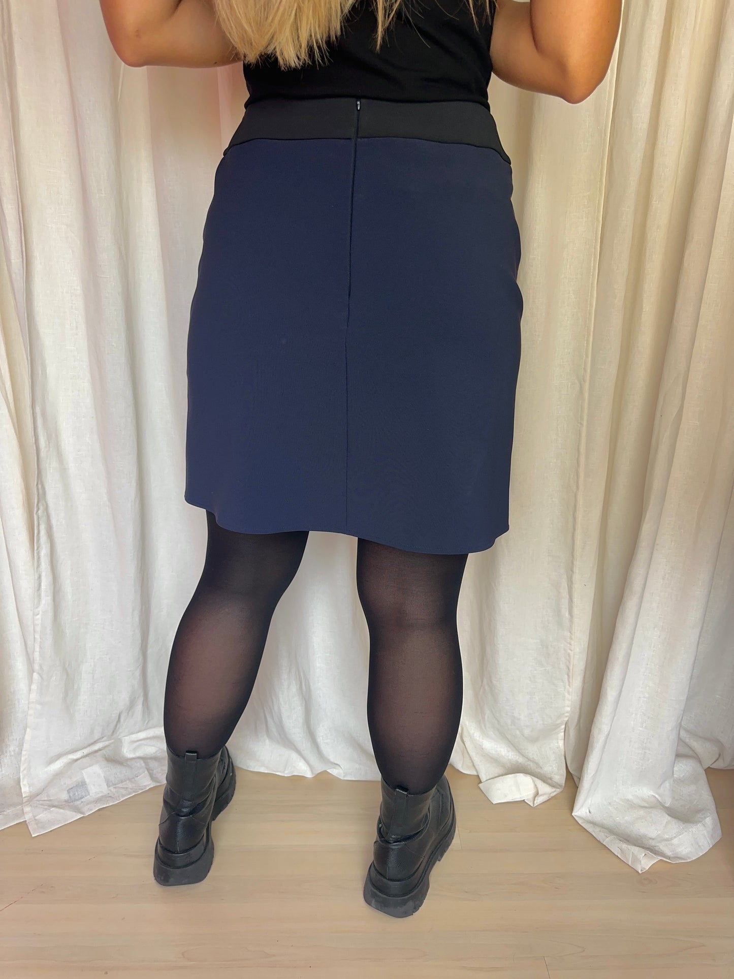 Rok Elisabetta Franchi donkerblauw/zwart italiaanse maat 46 - maat 40 (L)