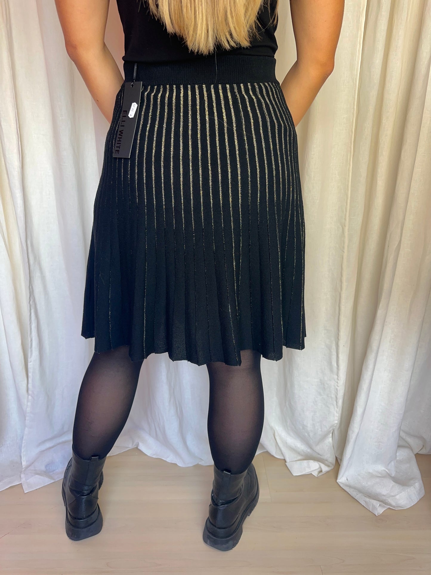 Rok Elli white midi plissé zwart,goud maat S/M