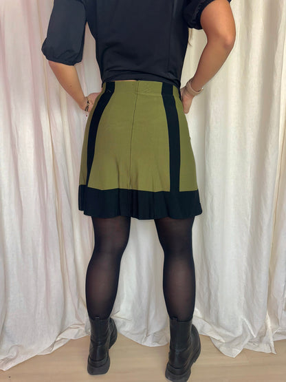 Rok Nikkie klokkend zwart/groen - maat 38(M)