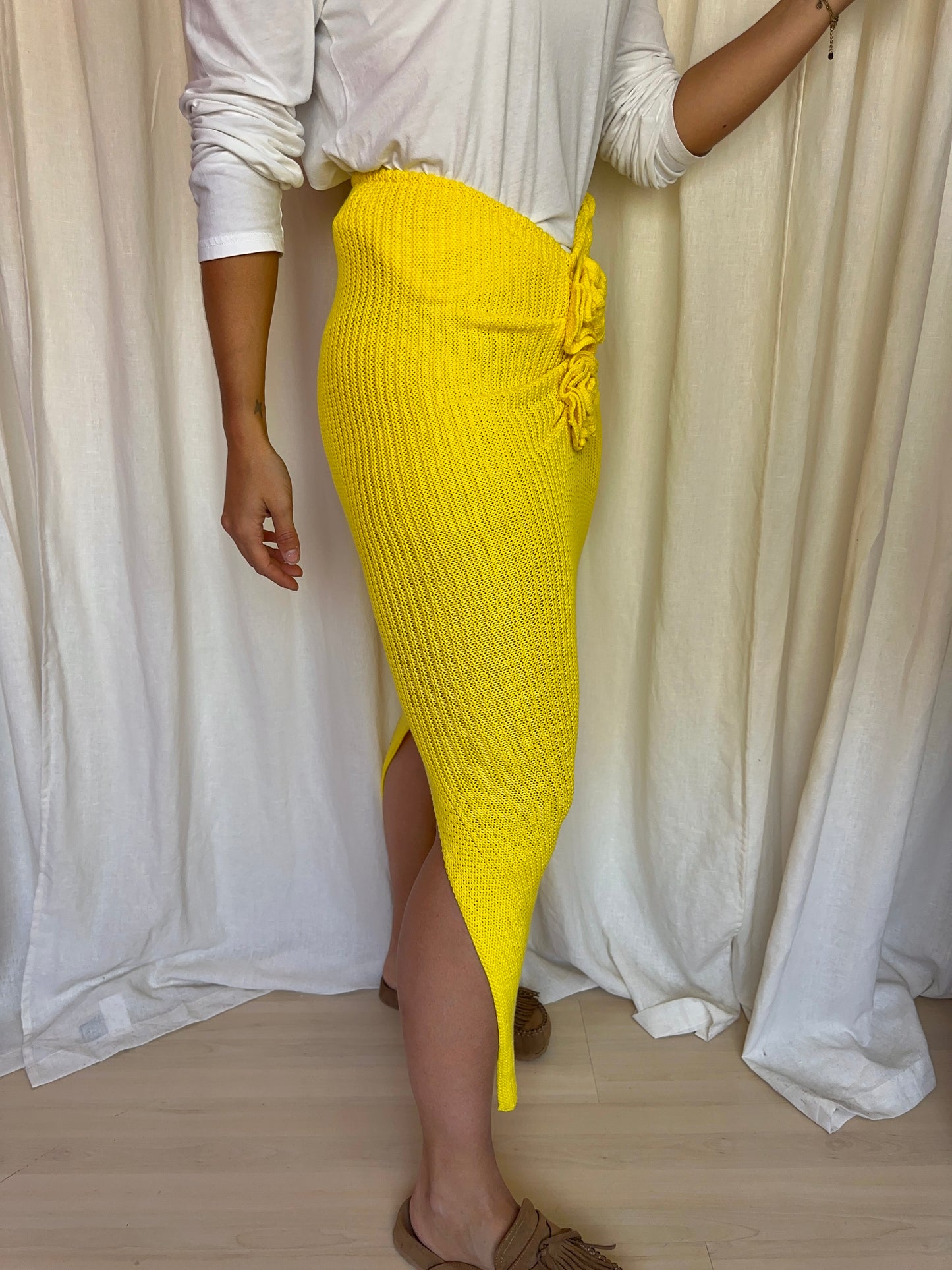 Rok Reinders rose crochet gebreid bloemen lemon yellow maat S