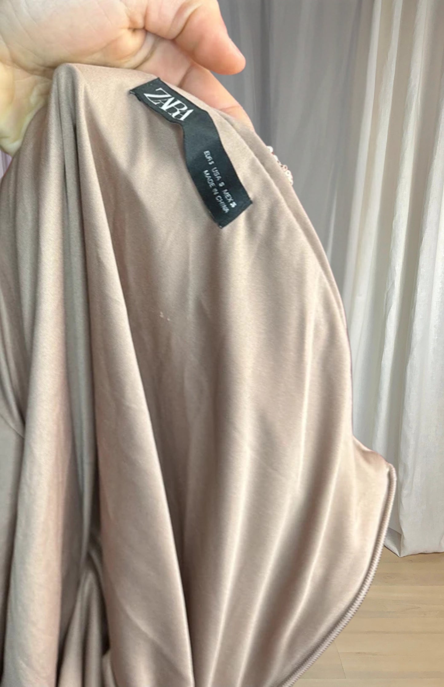 Jupe à paillettes rose Zara