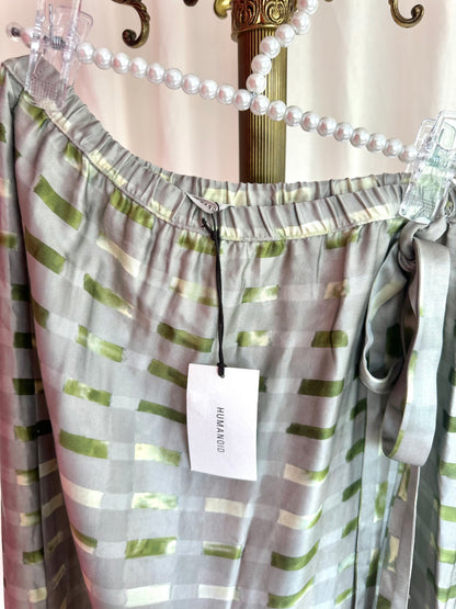 Set (Blouse+Rok) Humanoid print grijs,groen maat XS/S