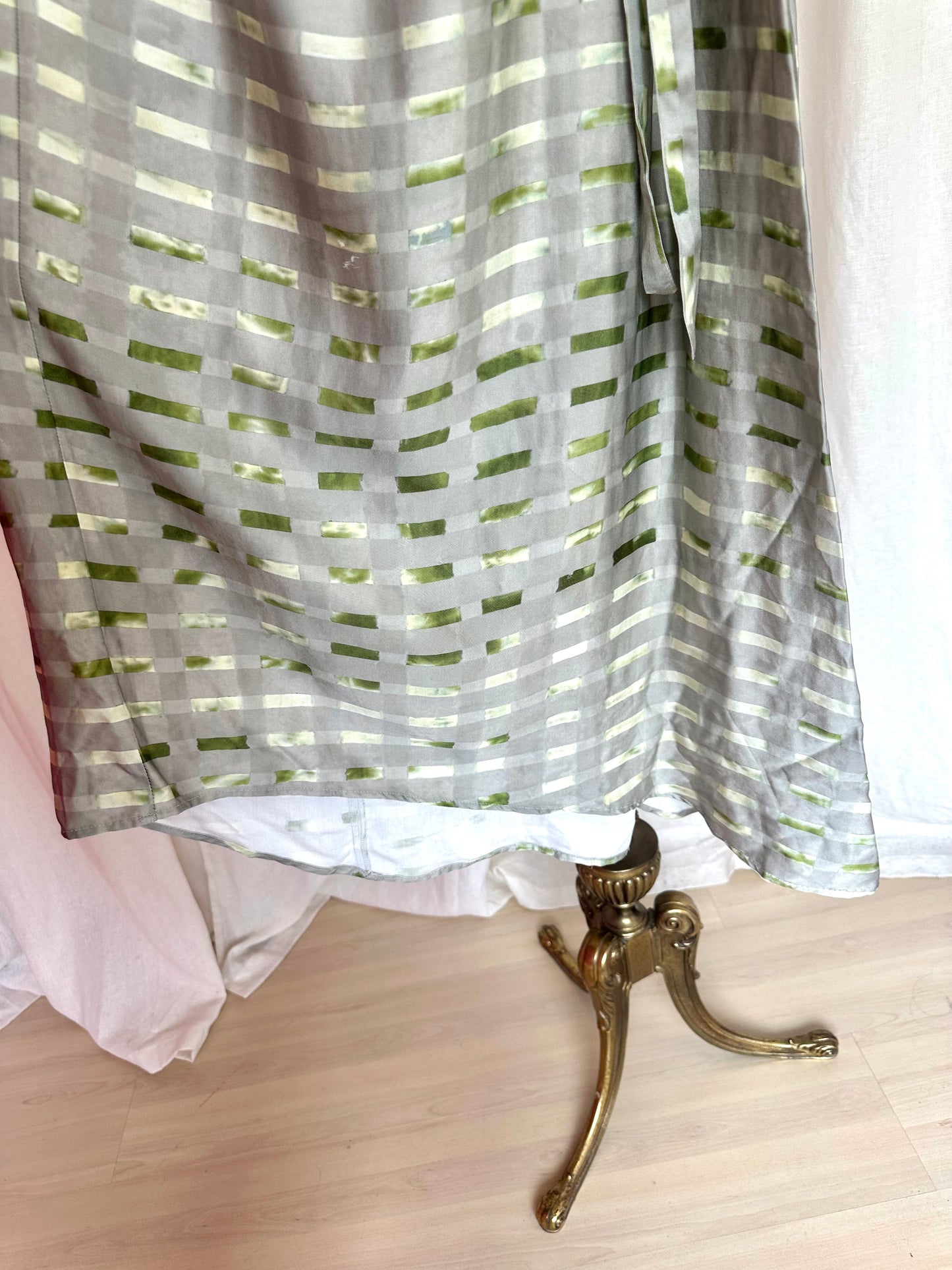 Set (Blouse+Rok) Humanoid print grijs,groen maat XS/S