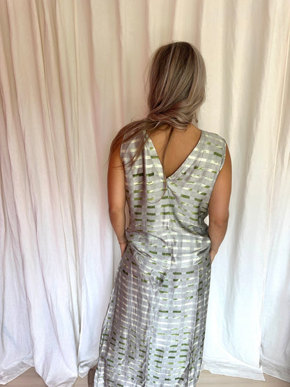 Set (Blouse+Rok) Humanoid print grijs,groen maat XS/S