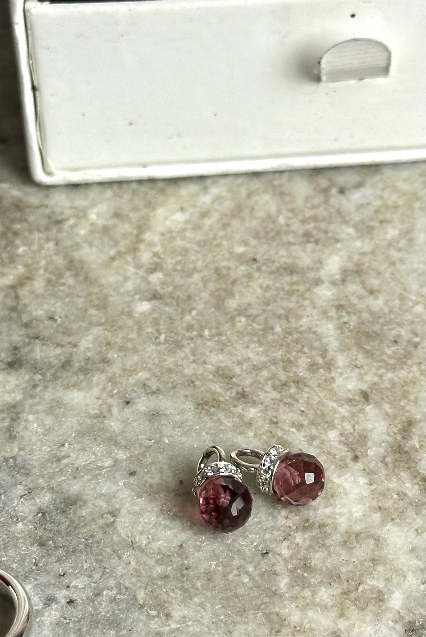 Set (ring & oorbellen bedels) Ti Sento Milano zilver/paars
