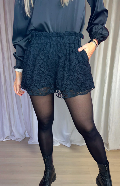 Short IRO kant zwart - Maat M