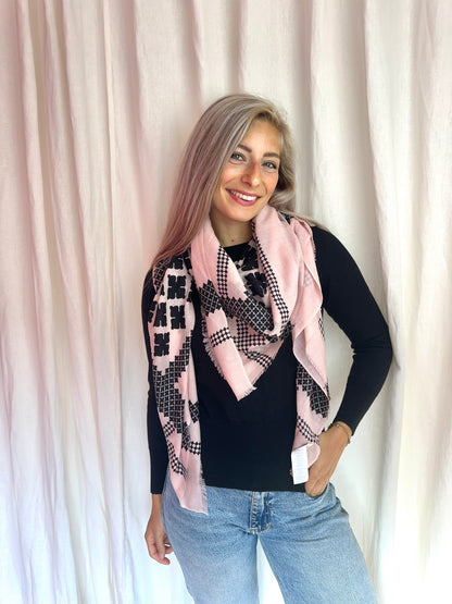 Sjaal By Malene Birger Ottinea lichtroze,zwart