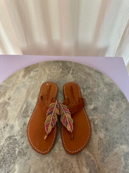 Slippers LaidbackLondon veer leer camel kralen maat 36