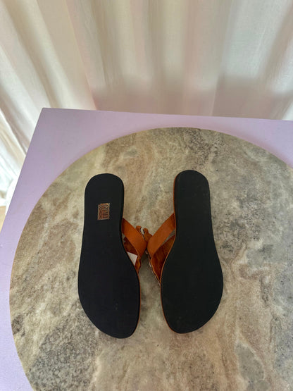 Slippers LaidbackLondon veer leer camel kralen maat 36
