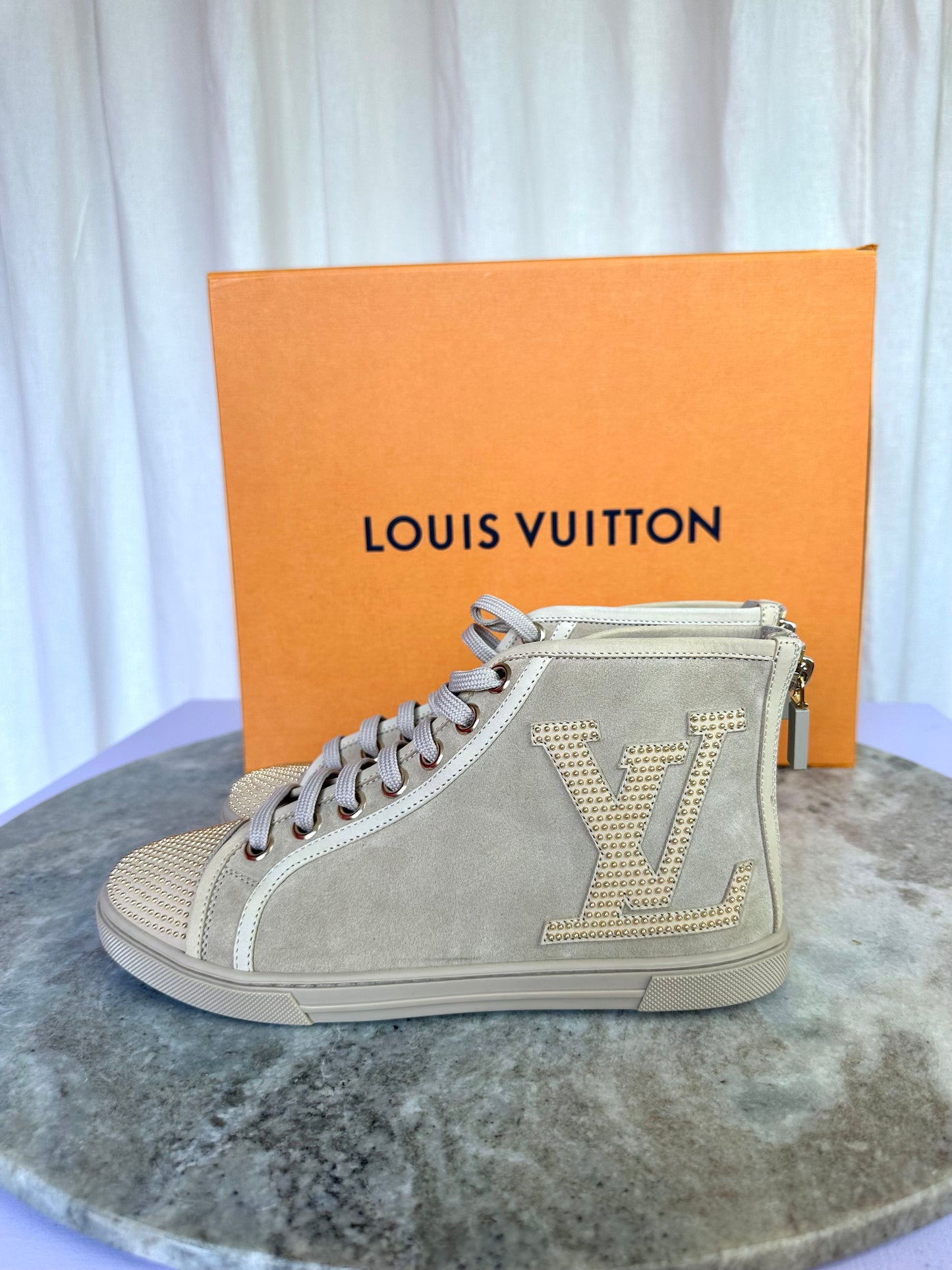 Sneakers Louis Vuitton beige, goud - Maat 36