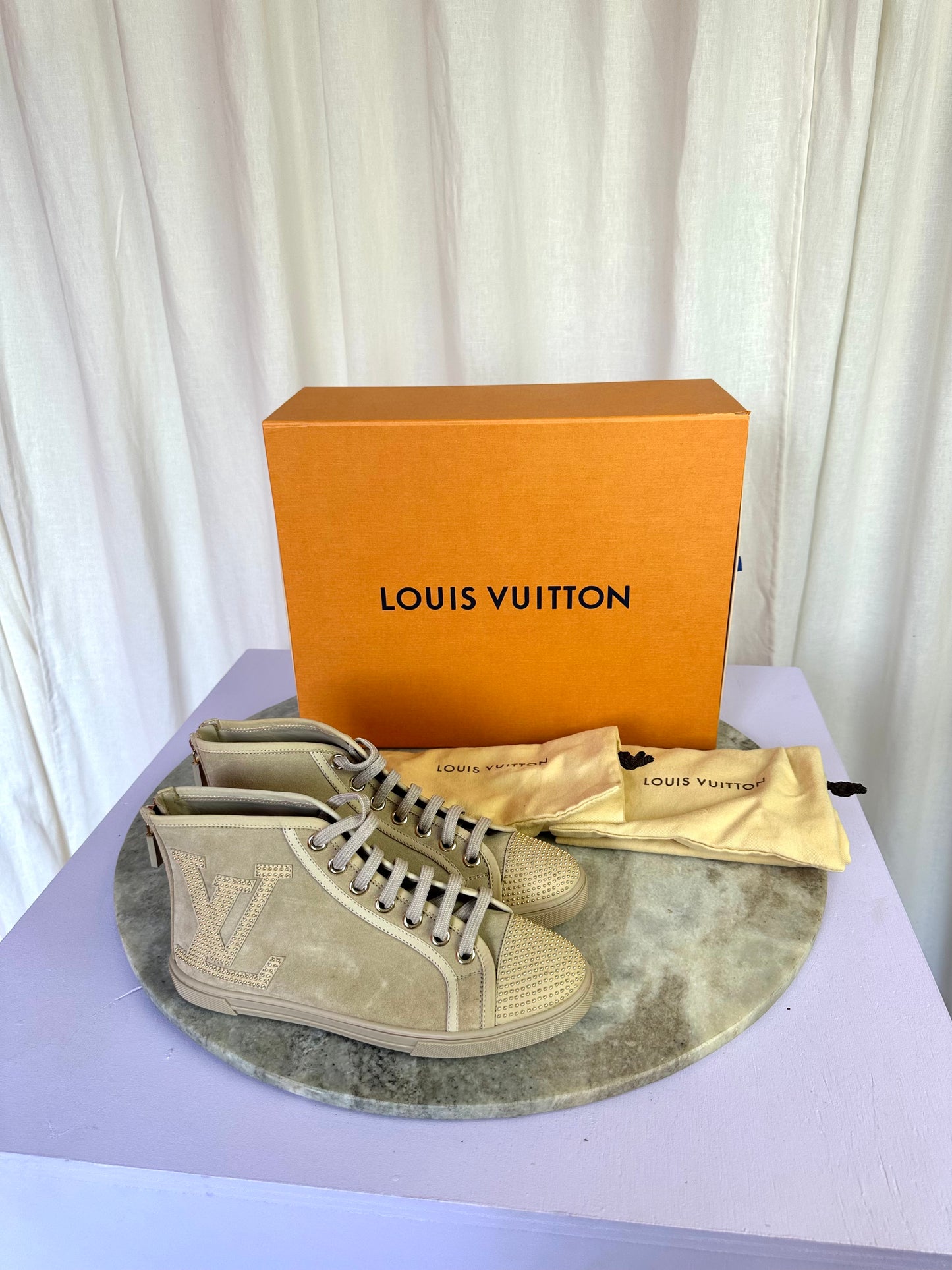 Sneakers Louis Vuitton beige, goud - Maat 36