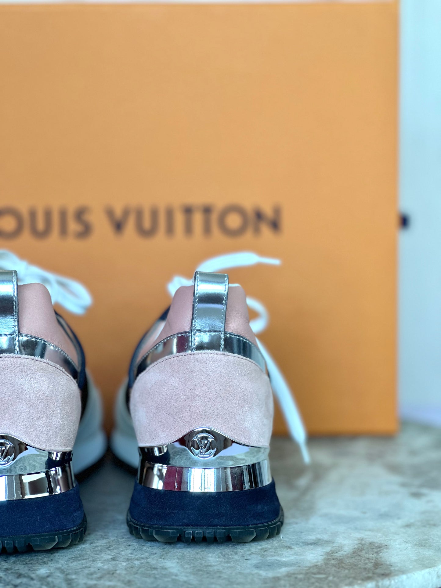 Sneakers Louis Vuitton donkerblauw/roze - Maat 35,5