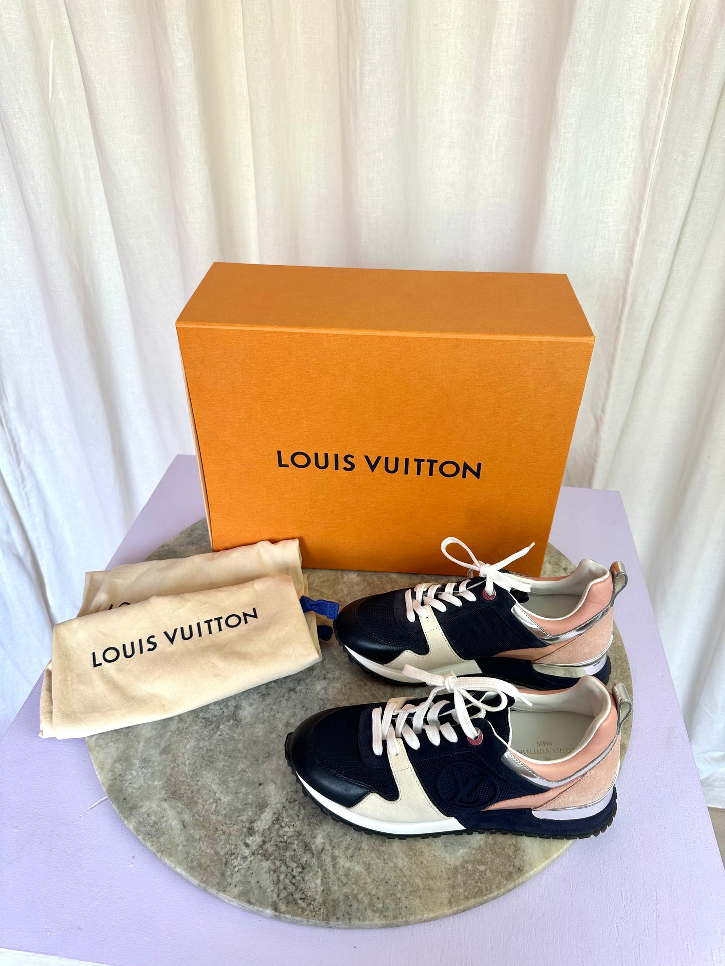 Sneakers Louis Vuitton donkerblauw/roze - Maat 35,5