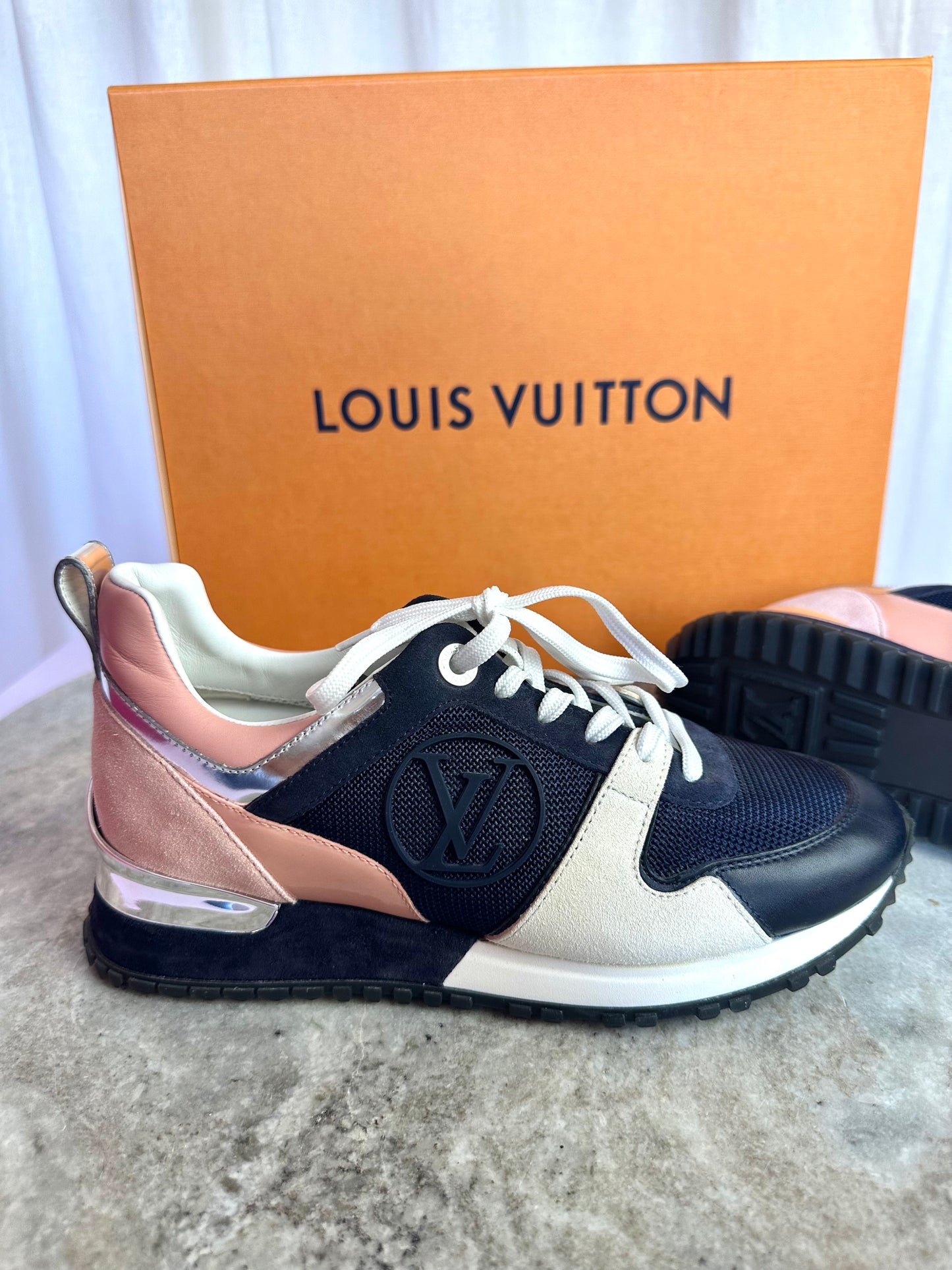 Sneakers Louis Vuitton donkerblauw/roze - Maat 35,5
