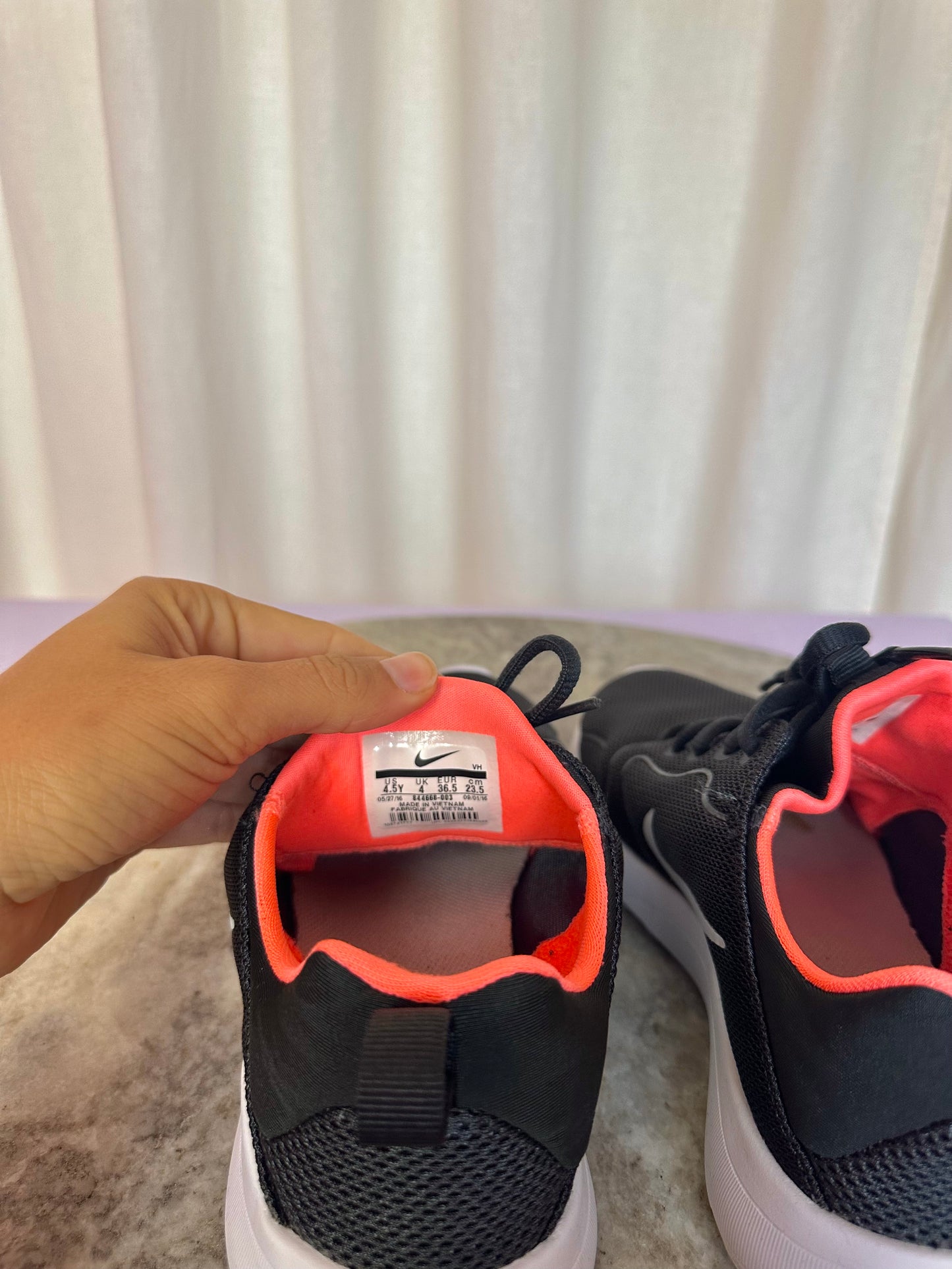 Sneakers NIKE zwart,wit maat 36,5