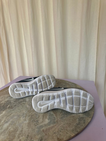 Sneakers NIKE zwart,wit maat 36,5